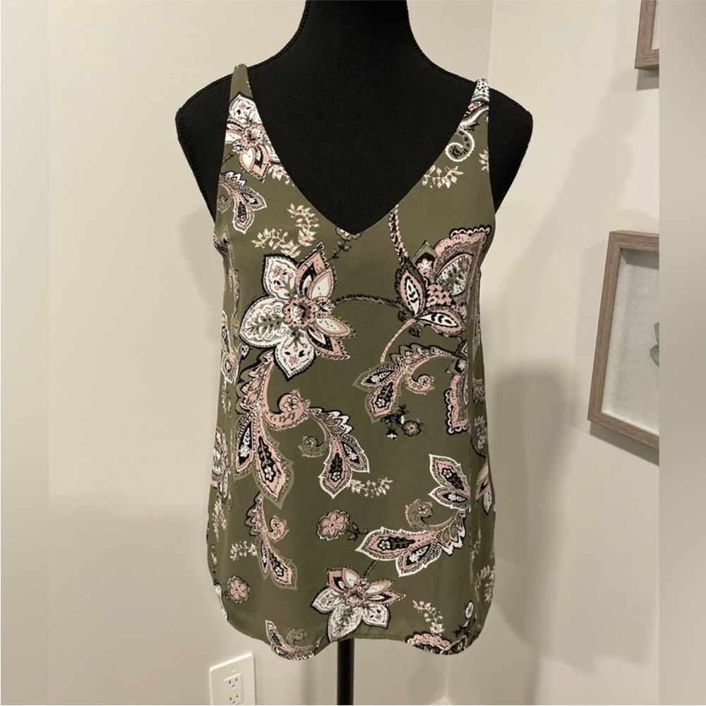 Reitmans Olive Green Paisley V-Neck Camisole